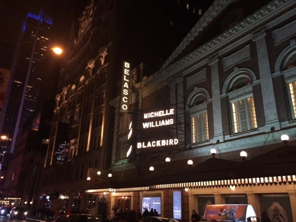 Selesai hari kedua, Aizat Aidid sempat menyaksikan pementasan Blackbird lakonan Michelle Williams.