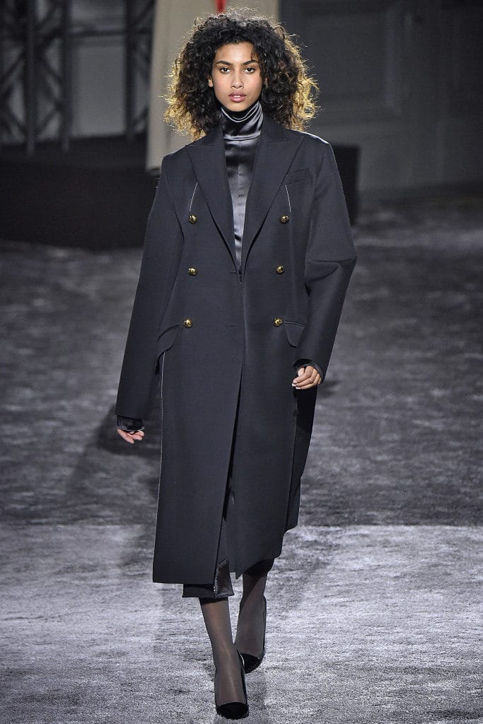 Nina Ricci Paris RTW Fall Winter 2016 March 2016