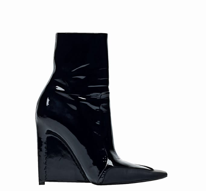 KASUT TUMIT BALENCIAGA