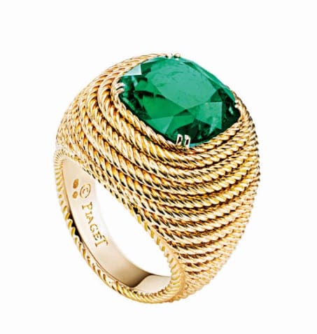 Ilham mewah dan tersendiri daripada Piaget menyerlahkan gaya potongan batu emerald