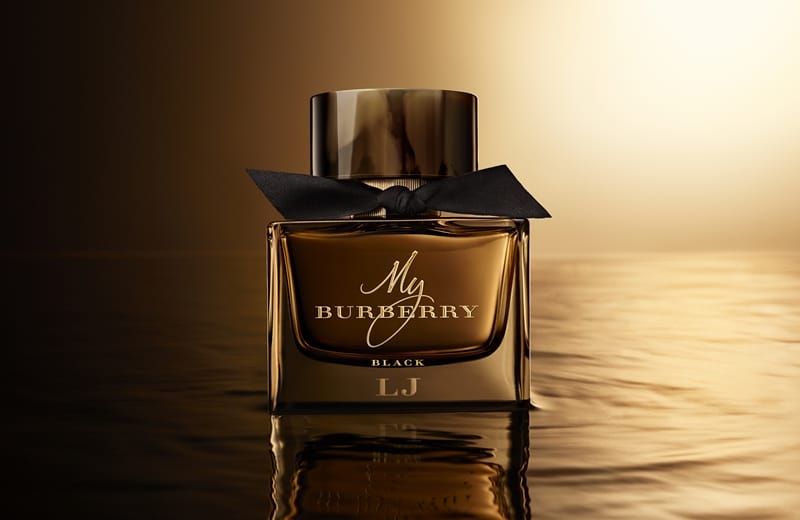 MY_BURBERRY_BLACK_CREATIVE_PACKSHOT_MONOGRAMMED
