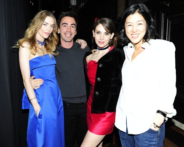 Laura Kim (paling kanan) dan Fernando Garcia (dua dari kiri) Foto- Paul Bruinooge/PMC)