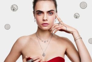Muse 'DIOR Joaillerie', Cara Delevinge Serikan Kempen Krismas Baharu