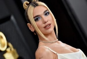 Transformasi Gaya Rambut Selebriti Tahun 2020