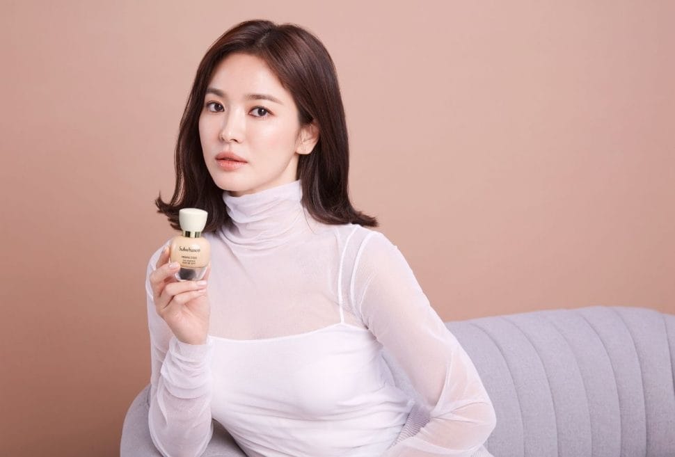 AKTRES SONG HYE KYO BERSAMA SULWHASOO PERFECTING FOUNDATION