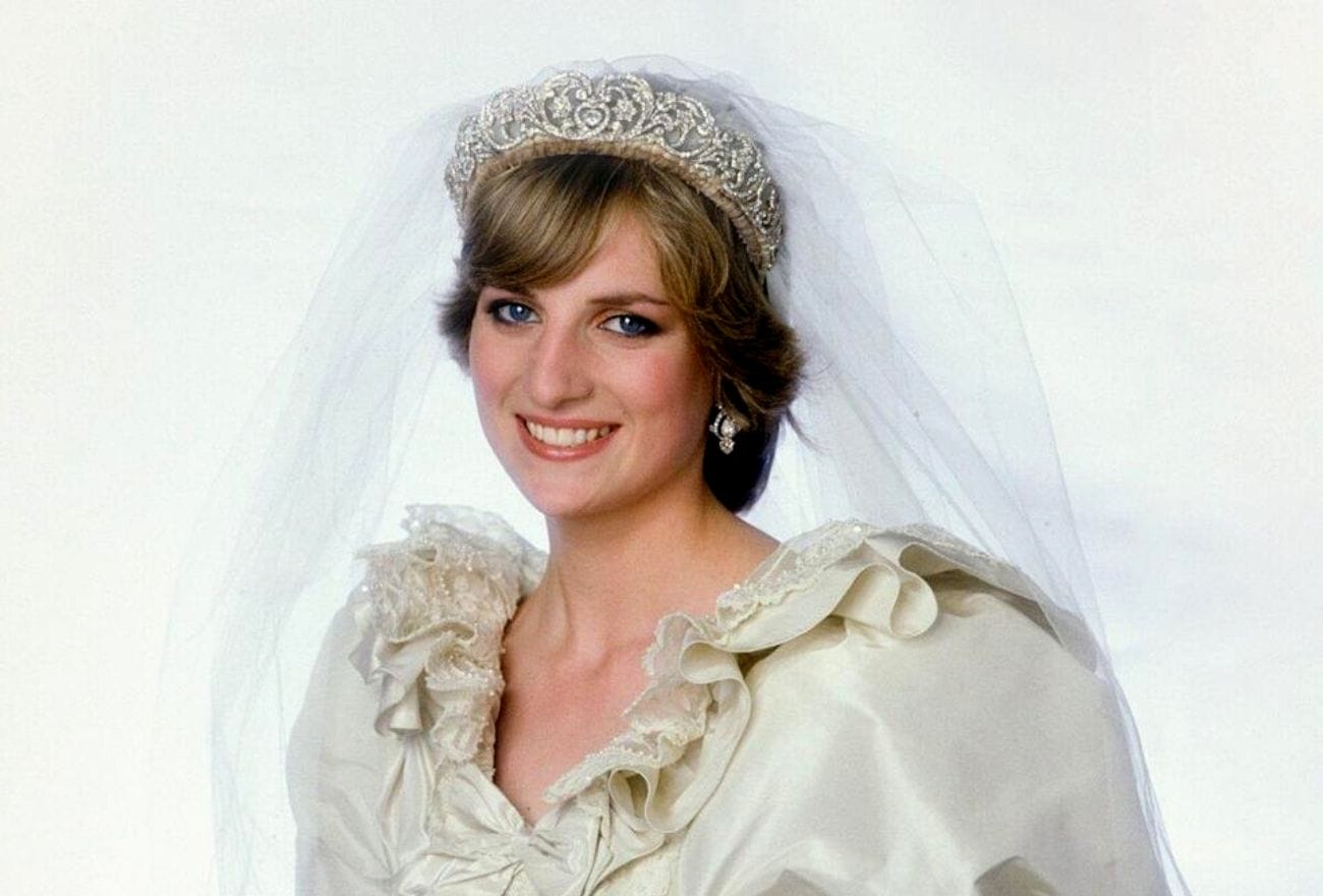 Gaun Perkahwinan Puteri Diana Akan Dipamerkan Selepas 40 Tahun