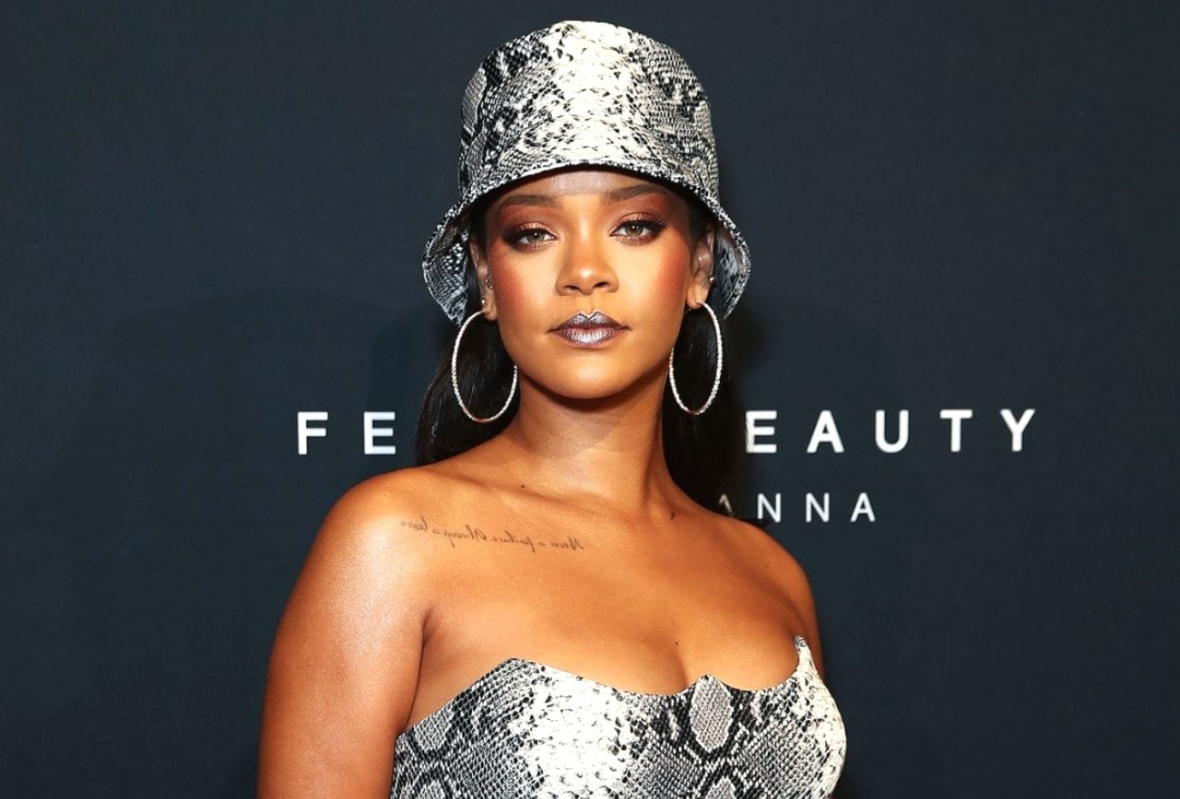 Met Gala & Vogue Beri Penghormatan Unik Kepada Rihanna