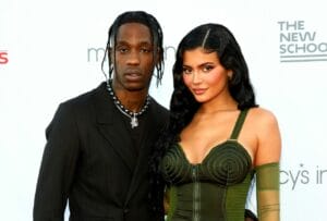 Kylie Jenner Umum Kelahiran Cahaya Mata Lelaki