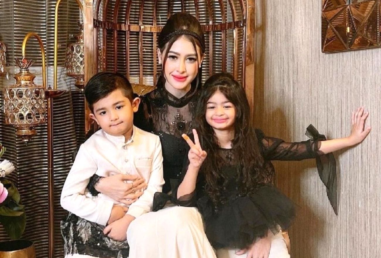 Datin Paduka Eina Azman & Cahaya Mata Kembar Positif Covid-19