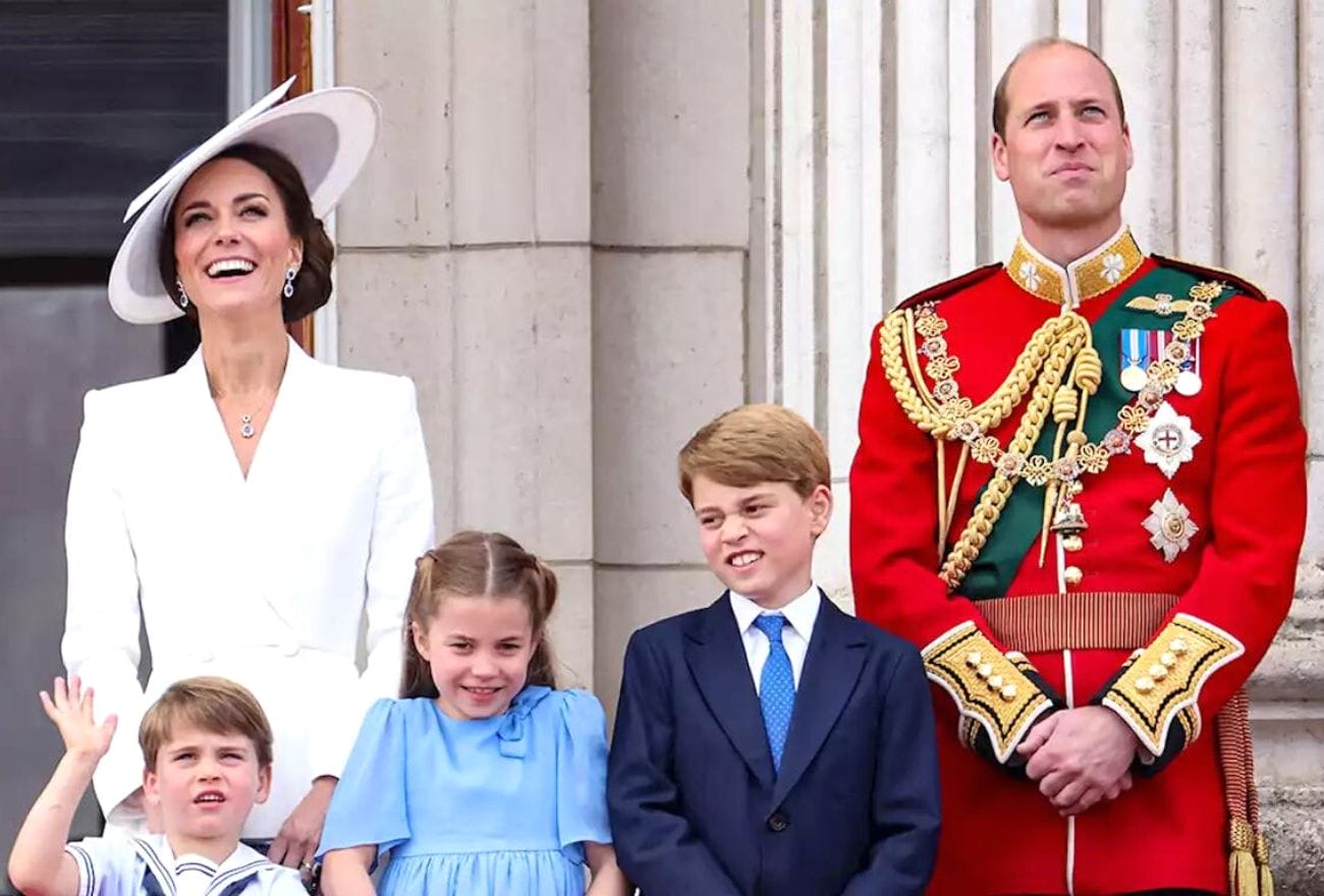 Kate Middleton Menyarung Peninggalan Puteri Diana Di Upacara Trooping The Colour