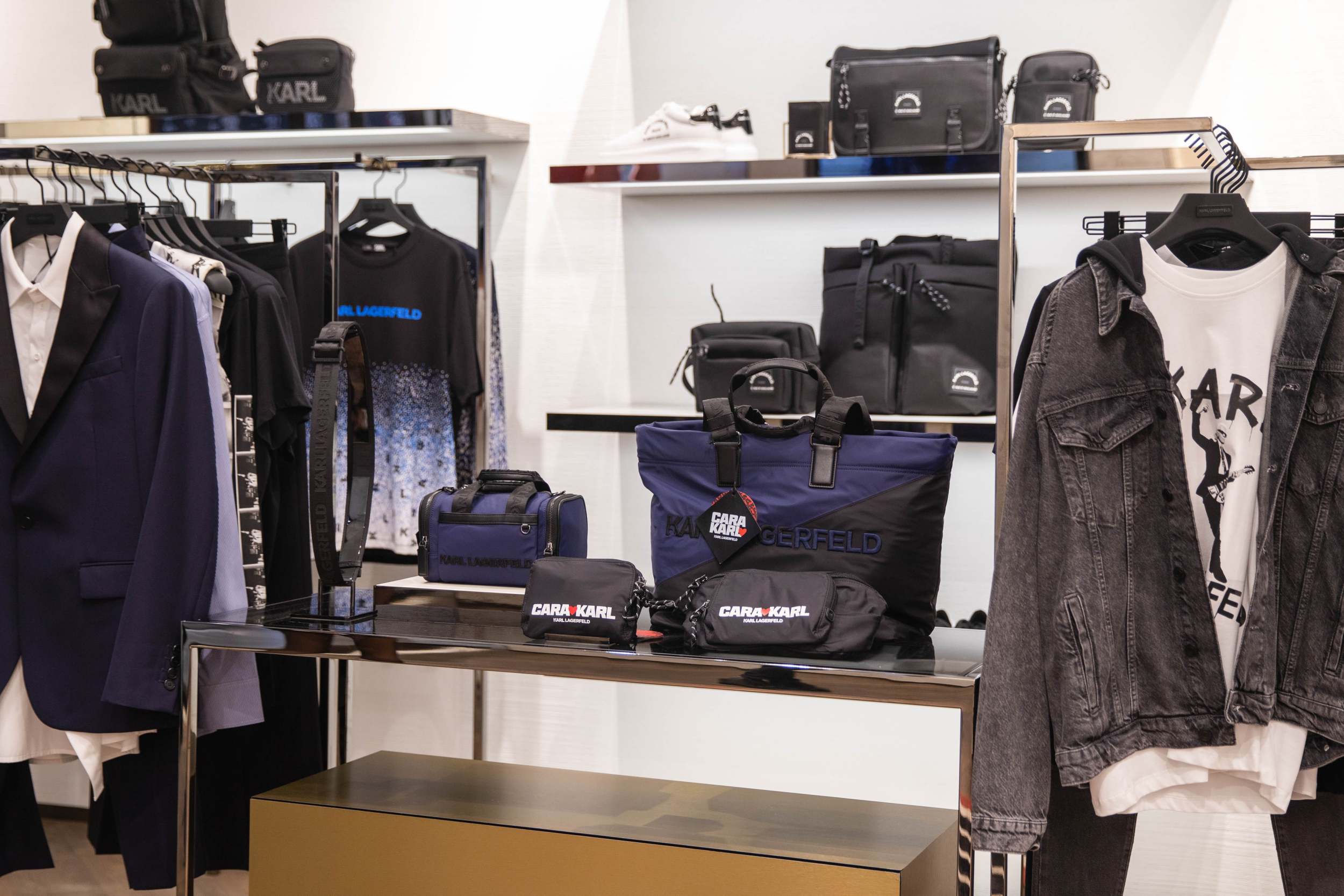 GLAM meraikan kehadiran ‘Cara Loves Karl’ kolaborasi himpunan fesyen Karl Lagerfeld dan Cara Delevingne di acara istimewa.