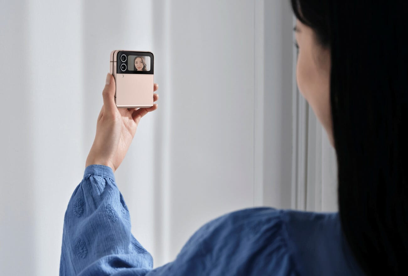 Padu Solekan Pilihan GLAM bersama Samsung Galaxy Z Flip 4 Anda