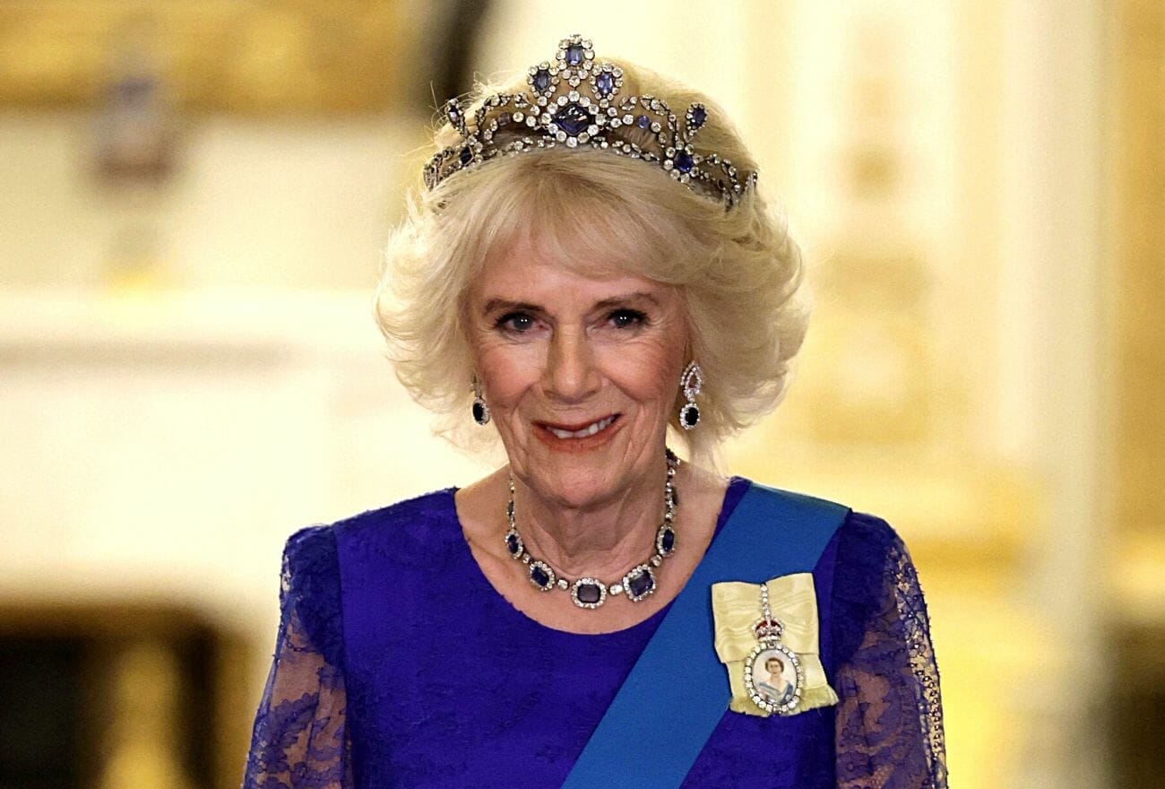 Istiadat Pertabalan: Permaisuri Camilla Beri Penghormatan Kepada Ratu