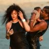 Rihanna Berkongsi Wajah Anak Sulung Buat Kali Pertama