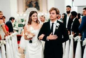 Di Sebalik Majlis Perkahwinan Penuh Tradisi Barbara Palvin & Dylan Sprouse