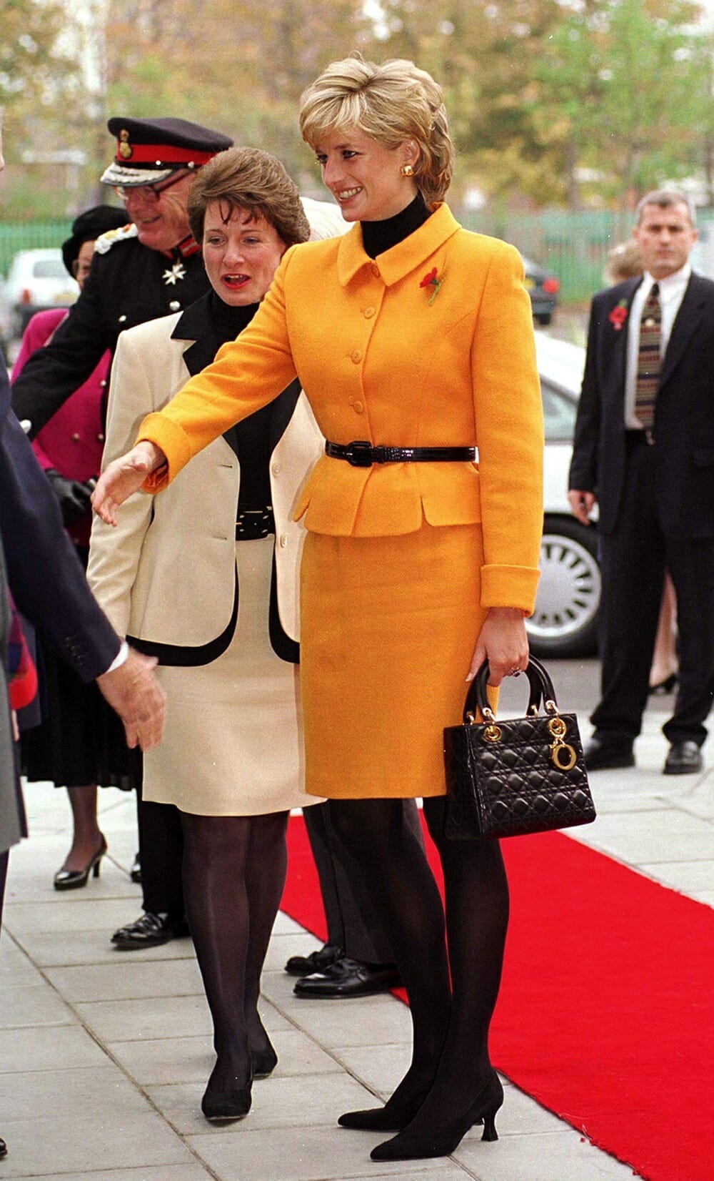Old Money Fesyen & Estetik: Ini 10 Inspirasi Gaya Princess Diana