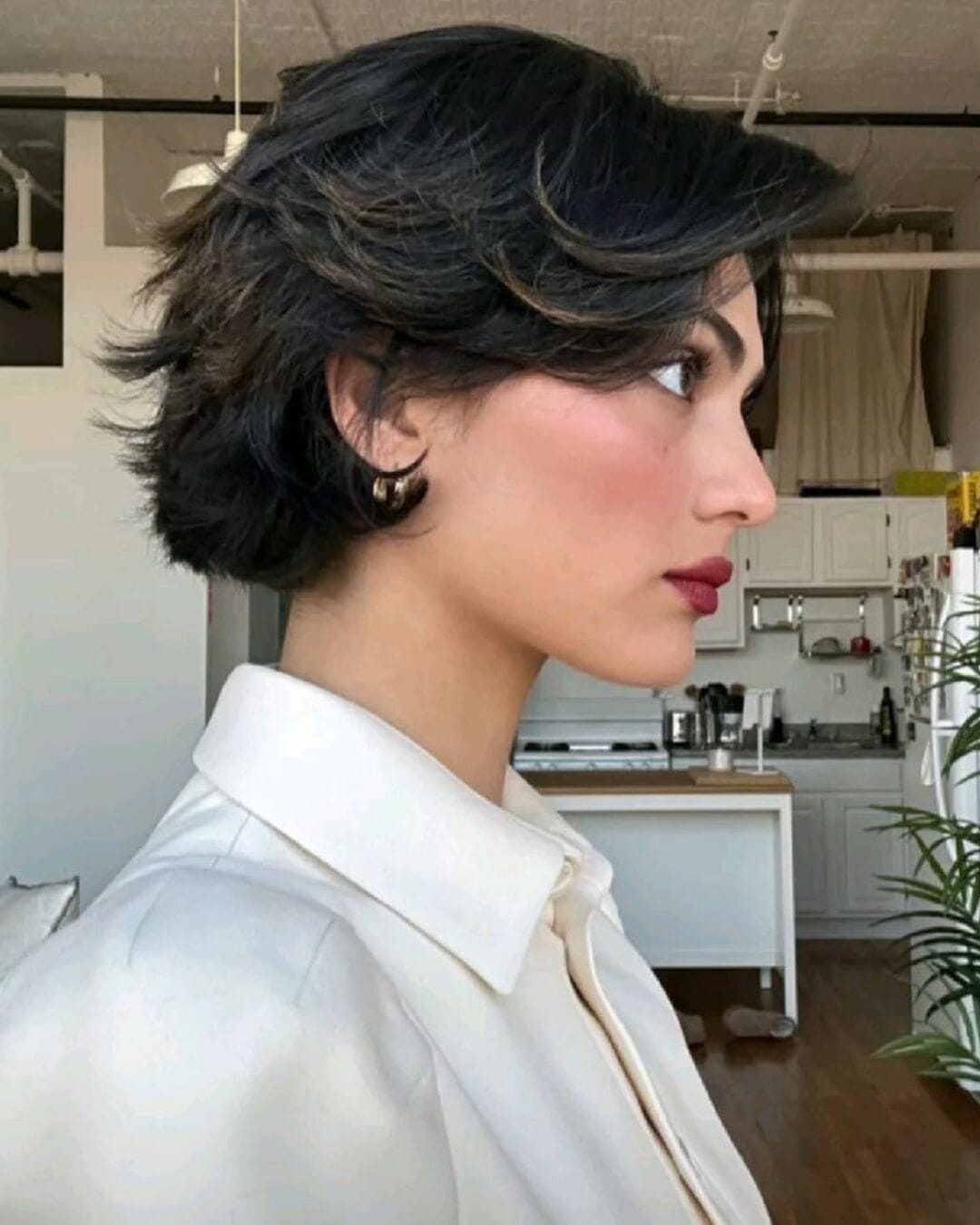 gaya rambut pendek perempuan terkini