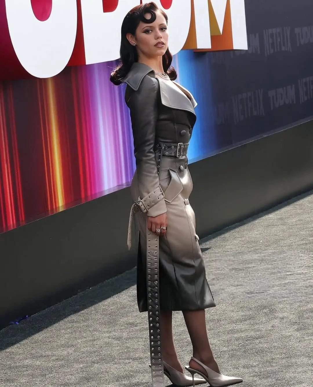 Jenna Ortega dalam markgong ss25