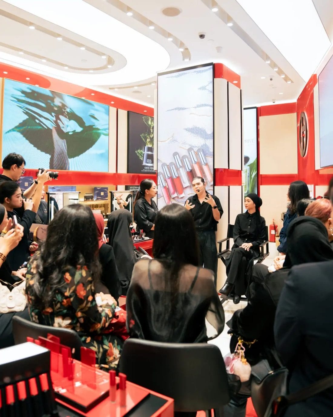 Jurusolek Ahma Dani Di Armani Beauty