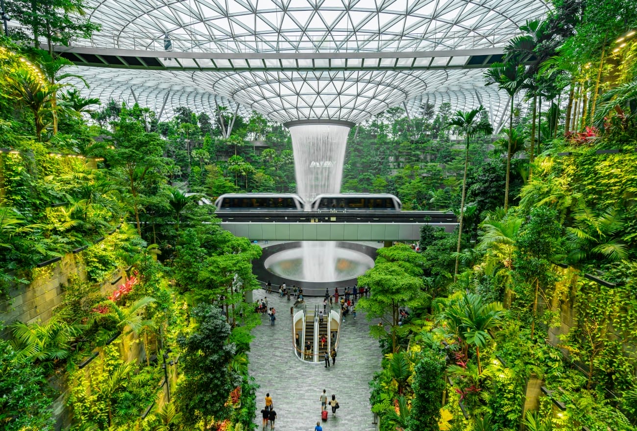 lapangan terbang terbaik
